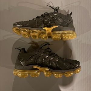 Nike Men’s Vapor Max Shoes - Size 12